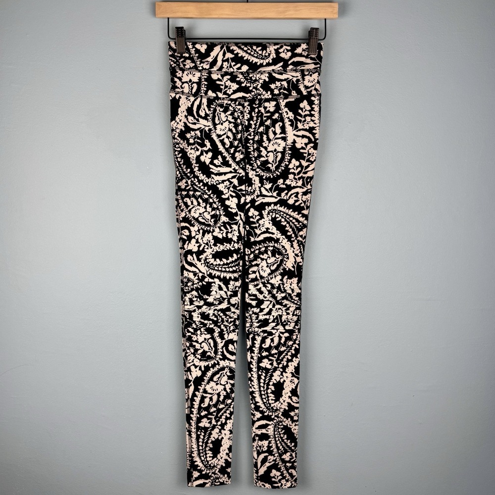 Free People Movement Womens XS Black White Floral Paisley High Rise Leggings